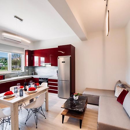 Ruellia Luxury Apartments Kalligoni Esterno foto