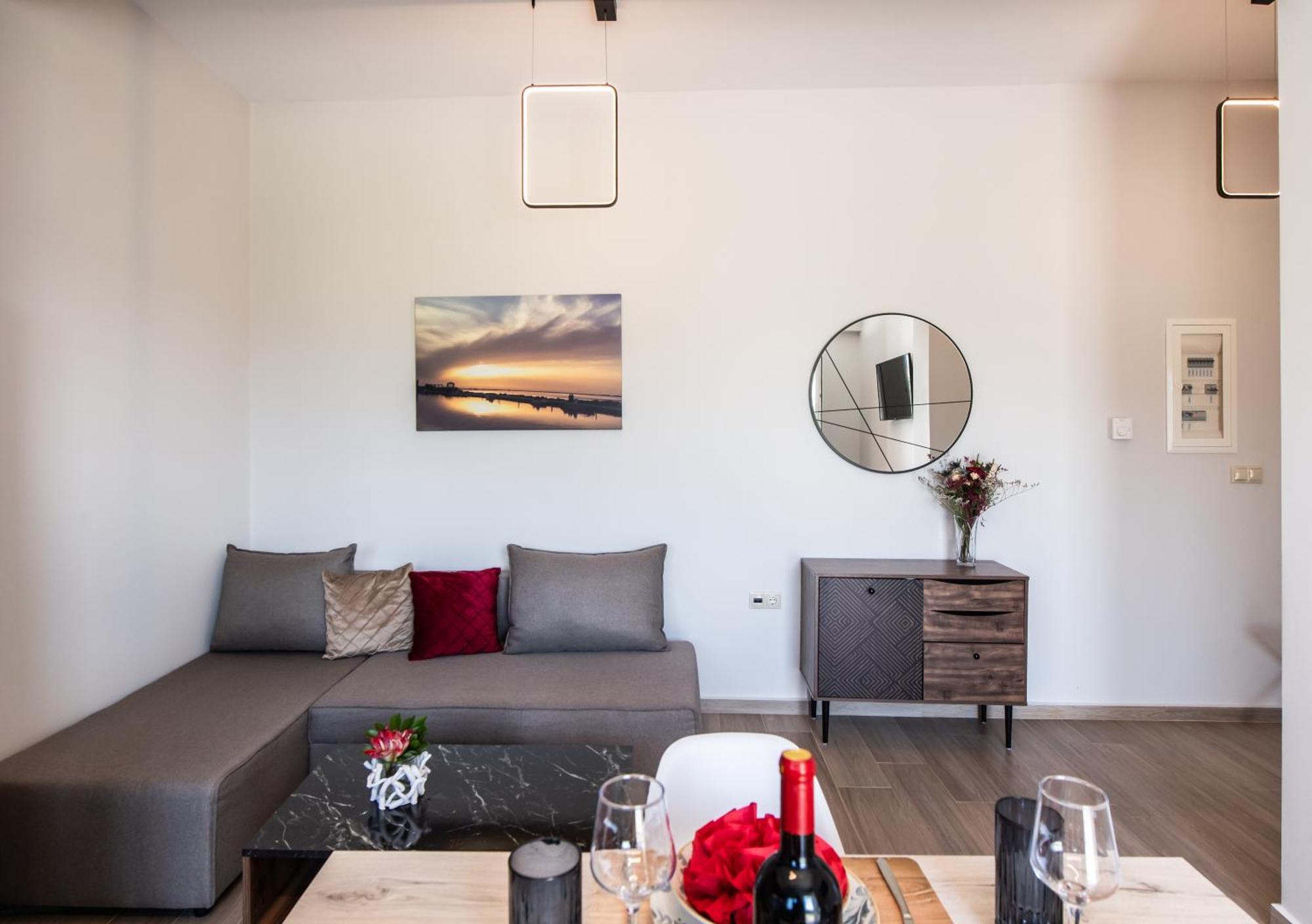 Ruellia Luxury Apartments Kalligoni Esterno foto