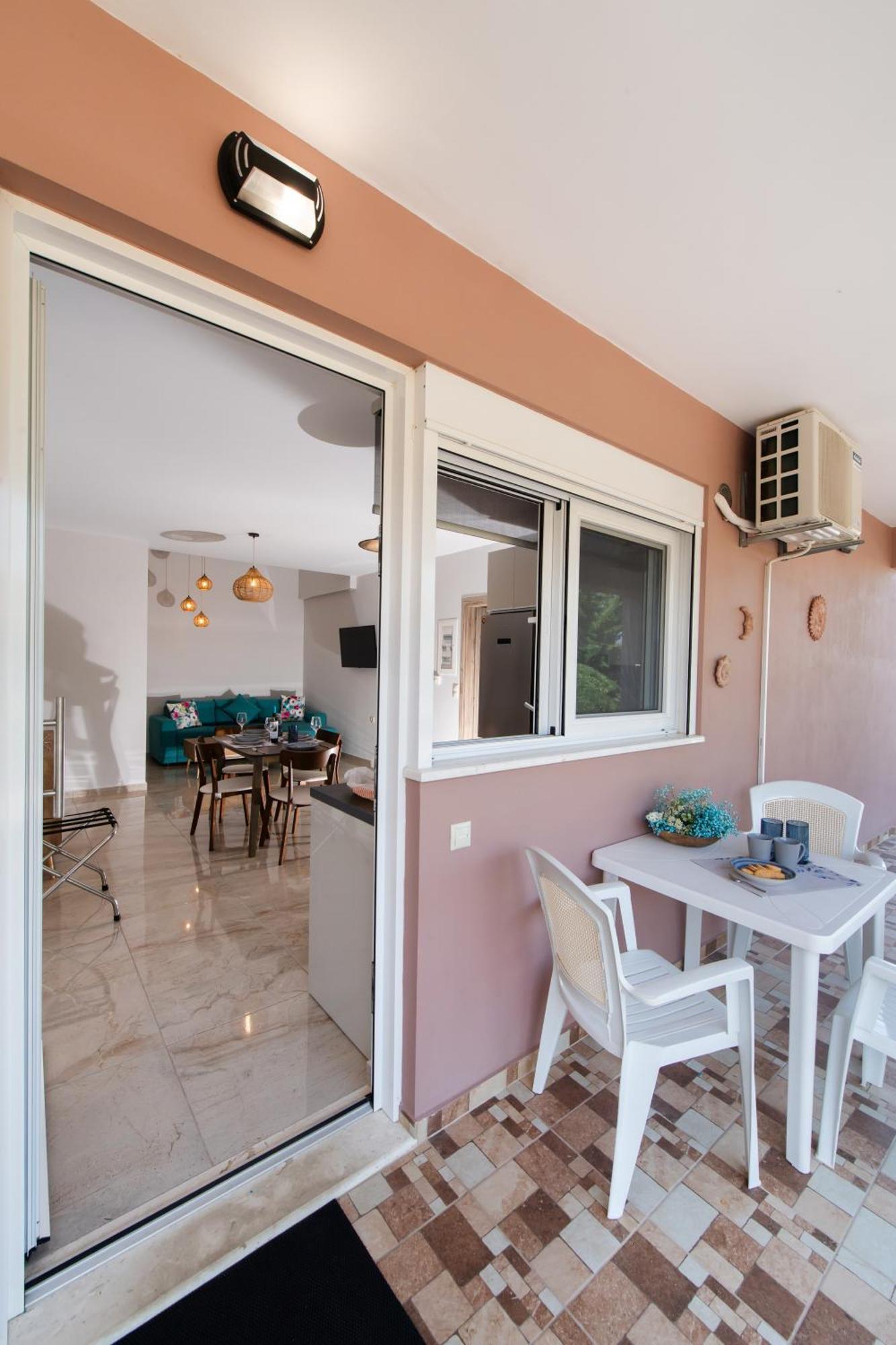 Ruellia Luxury Apartments Kalligoni Esterno foto