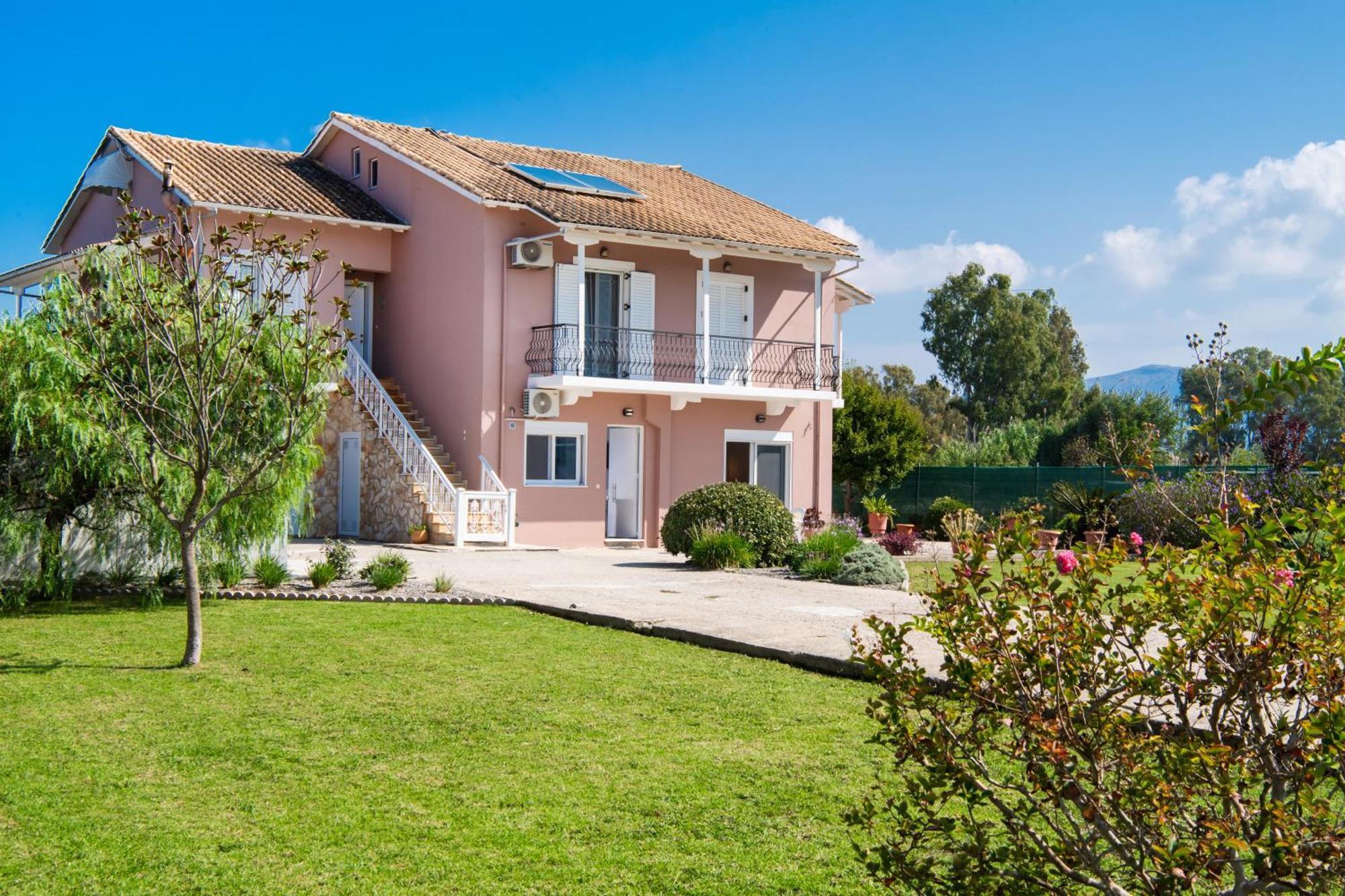 Ruellia Luxury Apartments Kalligoni Esterno foto