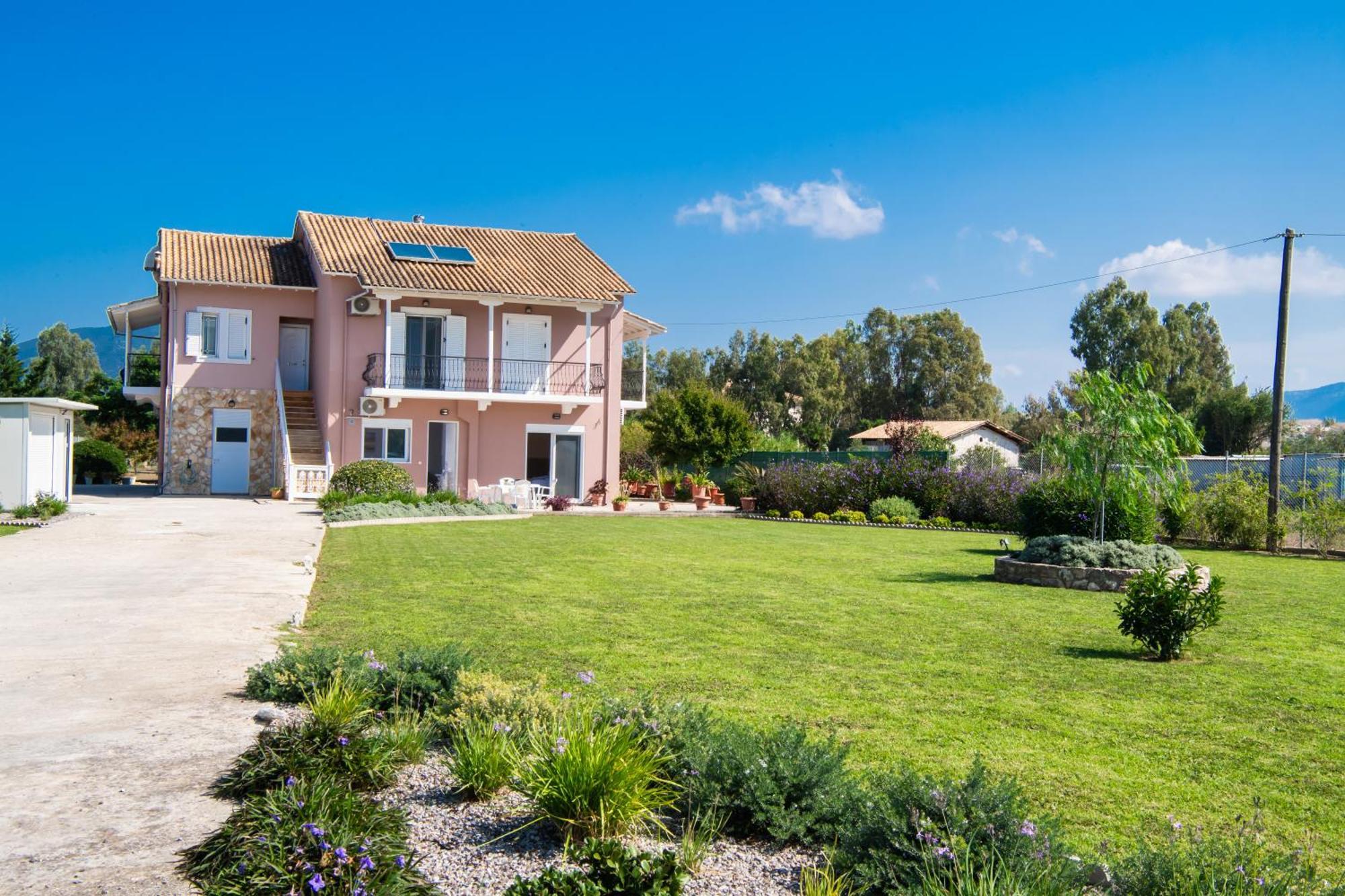 Ruellia Luxury Apartments Kalligoni Esterno foto