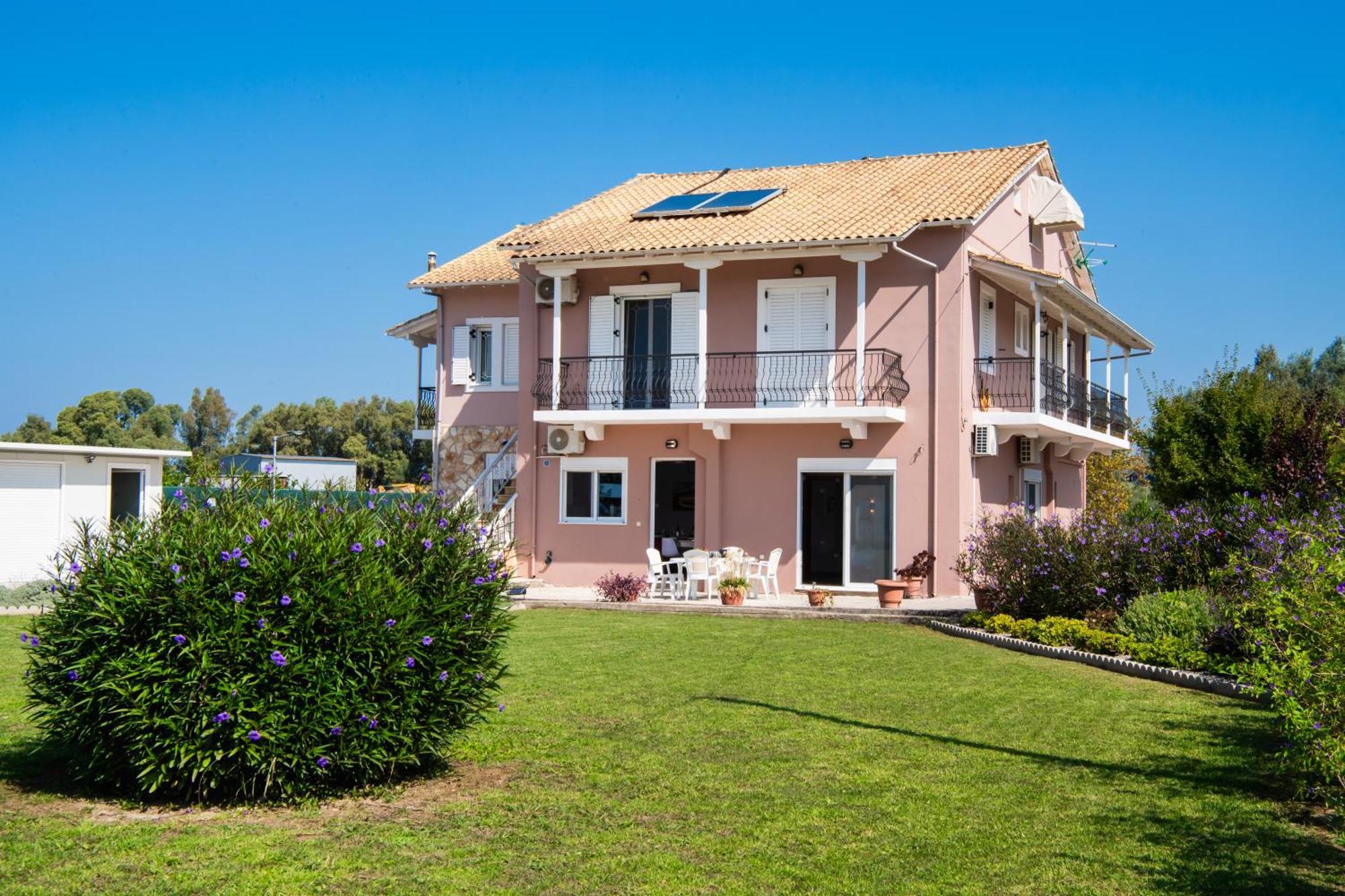 Ruellia Luxury Apartments Kalligoni Esterno foto